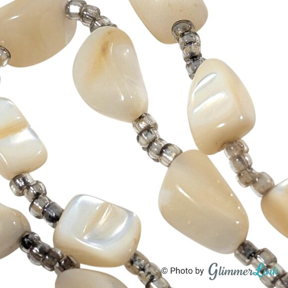 Vintage Long Mother of Pearl Shell Nugget Bead Seed Bead Necklace - Picture 8 of 13